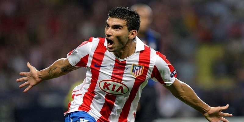 Reyes tỏa sáng và là trụ cột quan trọng của Atlético Madrid